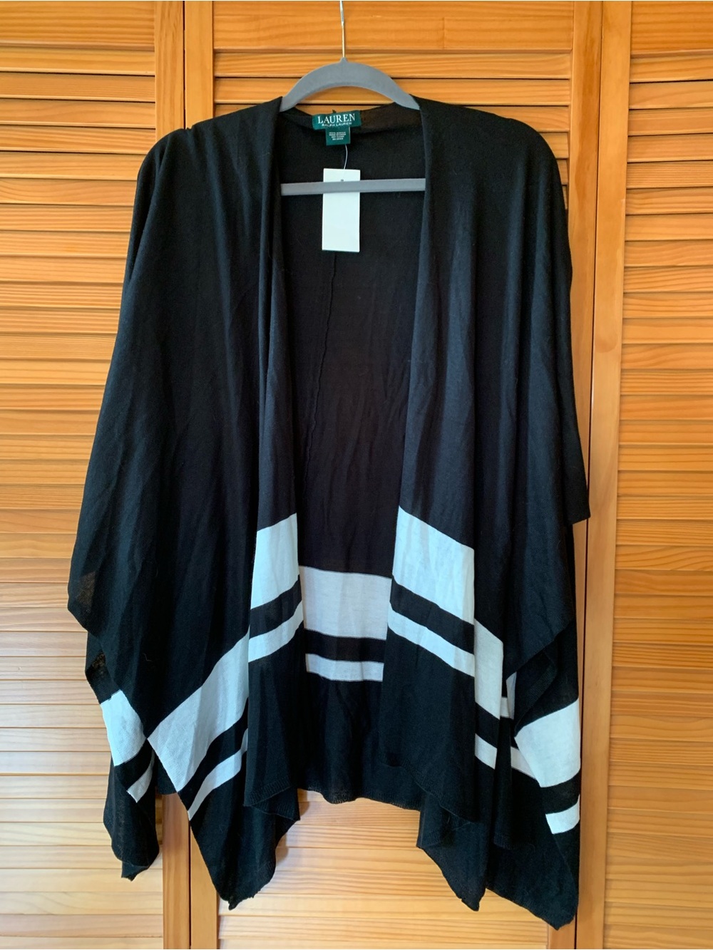 NWT Lauren Ralph Lauren Black & White Knit Open Shawl Poncho Cardigan one size